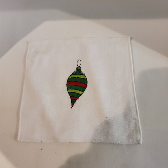 Christmas Embroidery Kitchen Square Towels White NEW - Set Of 4 - Picture 5 of 14